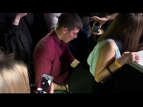 ❤️ sex tūturu i roto i te nightclub Russian. 18-tau-tawhito Russian kotiro i roto i te nono me te tara fucked i roto i te nightclub ️ Ataata Fuck i a matou mi.sexvideogif.ru ❌️❤